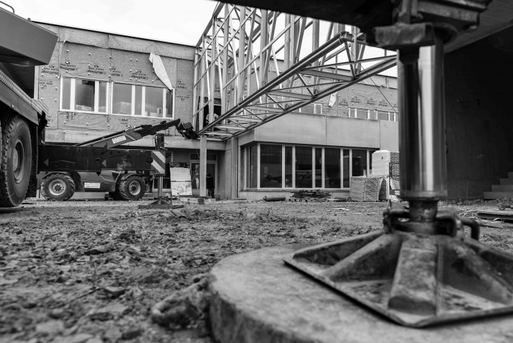 Pose passerelle métallique collège Guipry-Messac