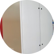Armoire industrielle isolée en acier avec grille d'aération armoire-industrielle-acier