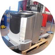 Carter de protection sur-mesure-tôlé pour transpalette carters-machine-sur-mesure