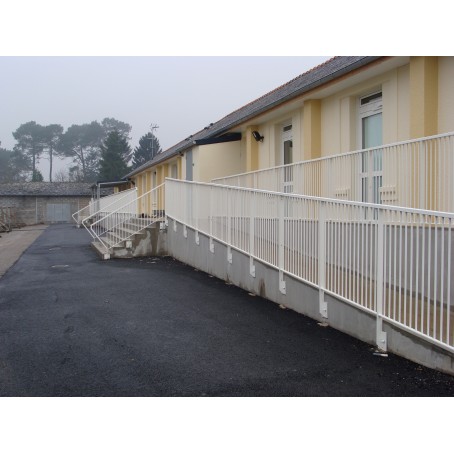 garde-corps-barreaux-escalier