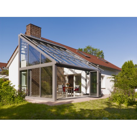 Jardin d'hiver vitrée haut de gamme avec une structure en alu