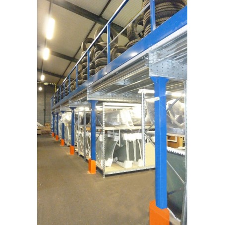 Plateforme industrielle sur poteaux mezzanine