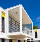 Brise-soleil avec lames en aluminium - pose latérale sur balcon